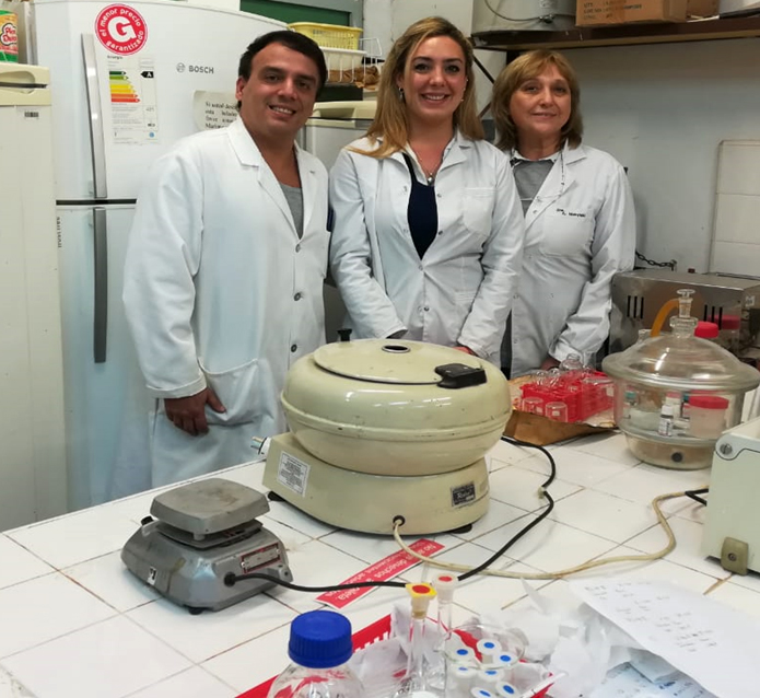 19 09 19 OP Un nuevo logro de la Universidad Nacional de Río IV 1 Científicos satisfechos con el descubrimiento