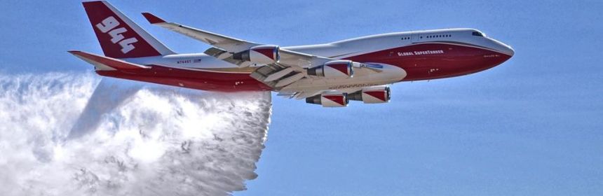 19 10 24 OP Supertanker el avión cisterna para combatir incendios contratado por Bolivia 4 El Super Tanker en acción