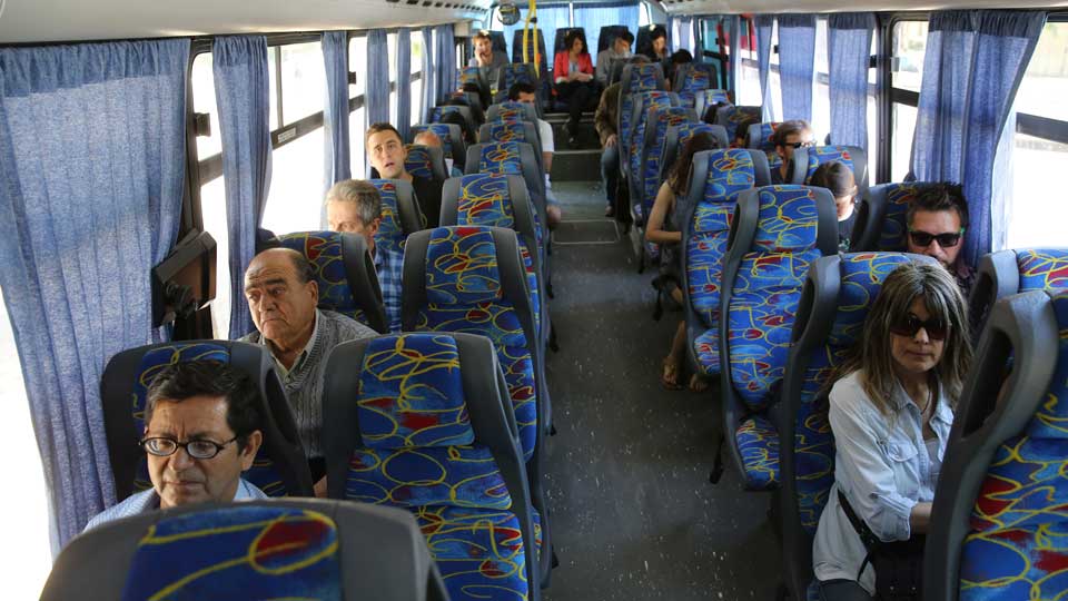 20 04 19 OP El distanciamiento físico clave para derrocar al coronavirus 3 Interior de un transporte público