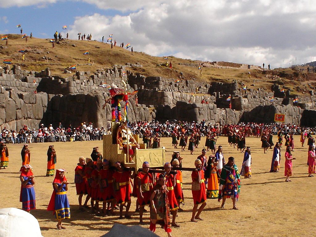 20 06 24 OP Solsticio de invierno 2020 qué es y cómo verlo 2 Inti raymi moderno en Sacsayhuamán Perú